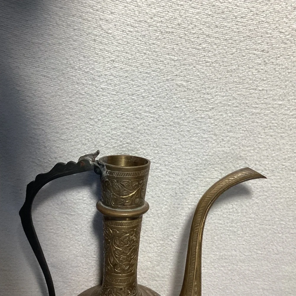 Vintage Etched Brass Aftaba Teapot Middle Eastern Decorative Spouted Vessel 6in - Picture 5 of 6
